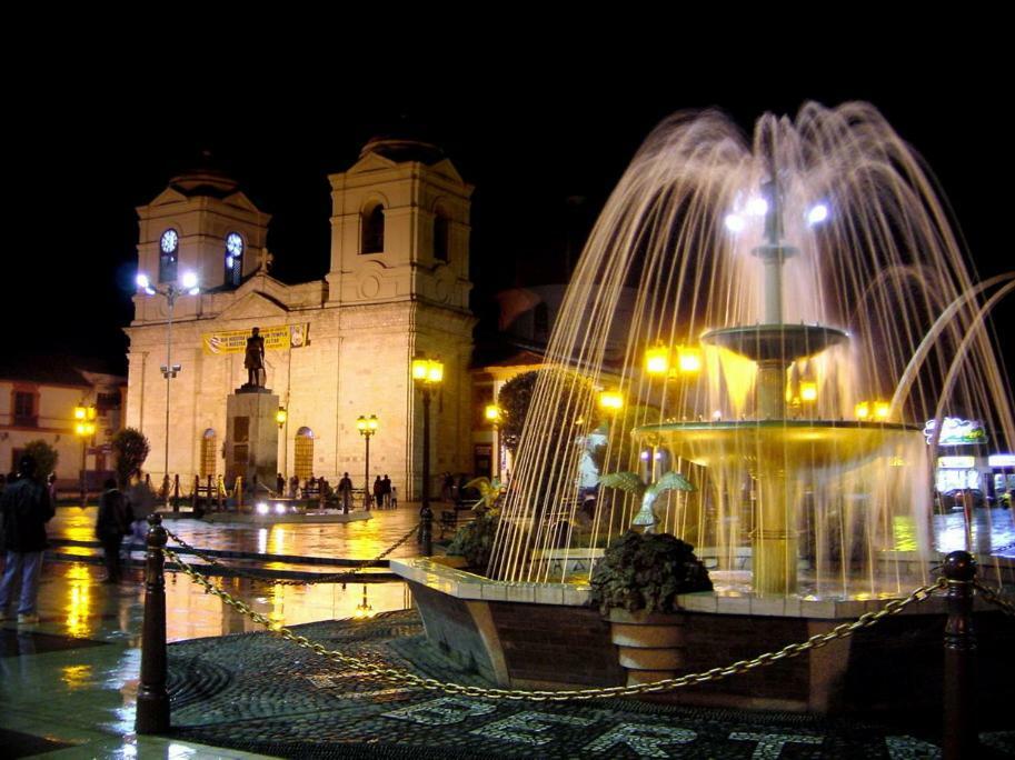 Casa Blanca Hospedaje Huamancaca Экстерьер фото