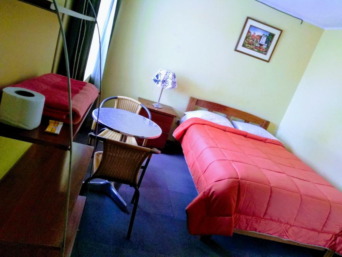 Casa Blanca Hospedaje Huamancaca Номер фото
