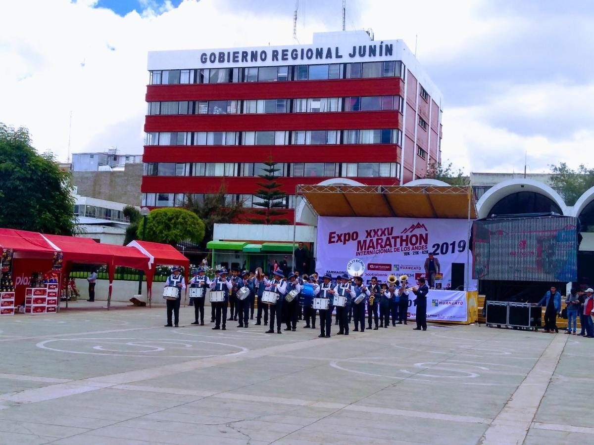 Casa Blanca Hospedaje Huamancaca Экстерьер фото